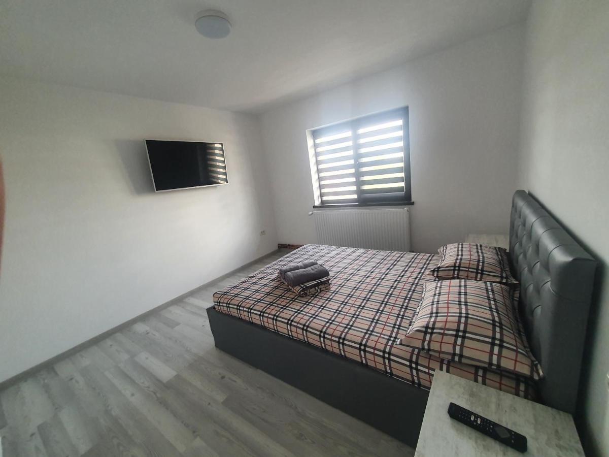 Apartament Nicole Árgyasudvarhely Kültér fotó